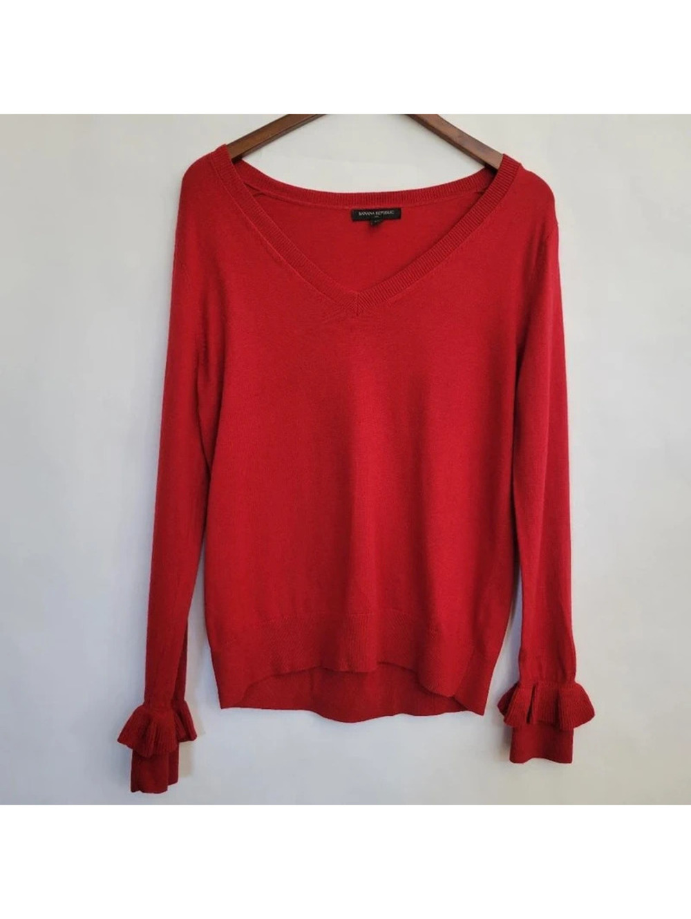 Banana Republic Cashmere Blend V-Neck Sweater Small Womens Red Bell Sleeves